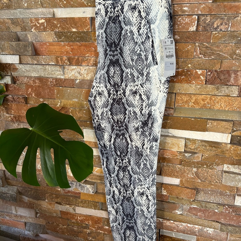 Zara snake print dress pants size M w30